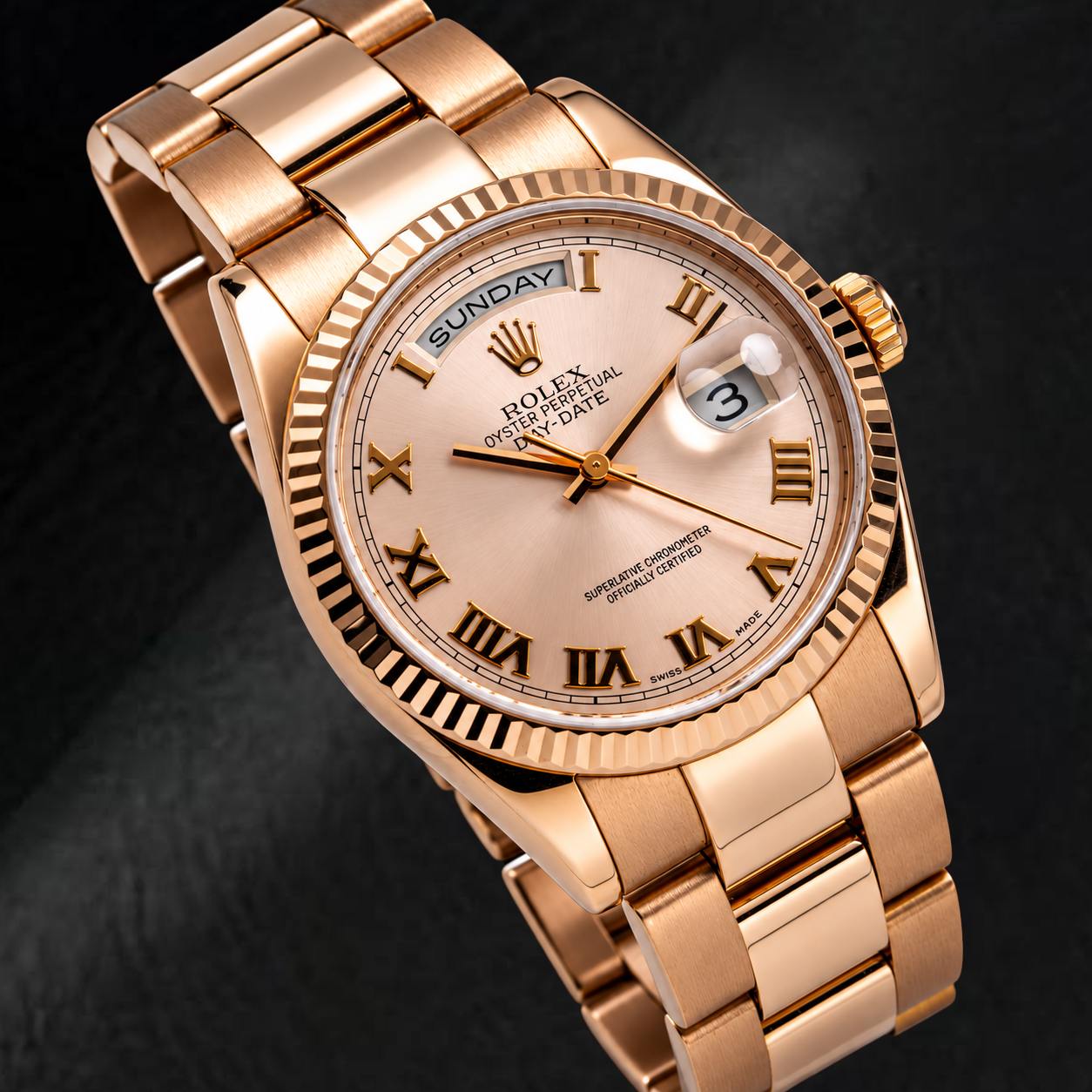Rolex Day-Date 118235 36 mm römisches Sundust-Zifferblatt 18 Karat Roségold Oyster-Armband