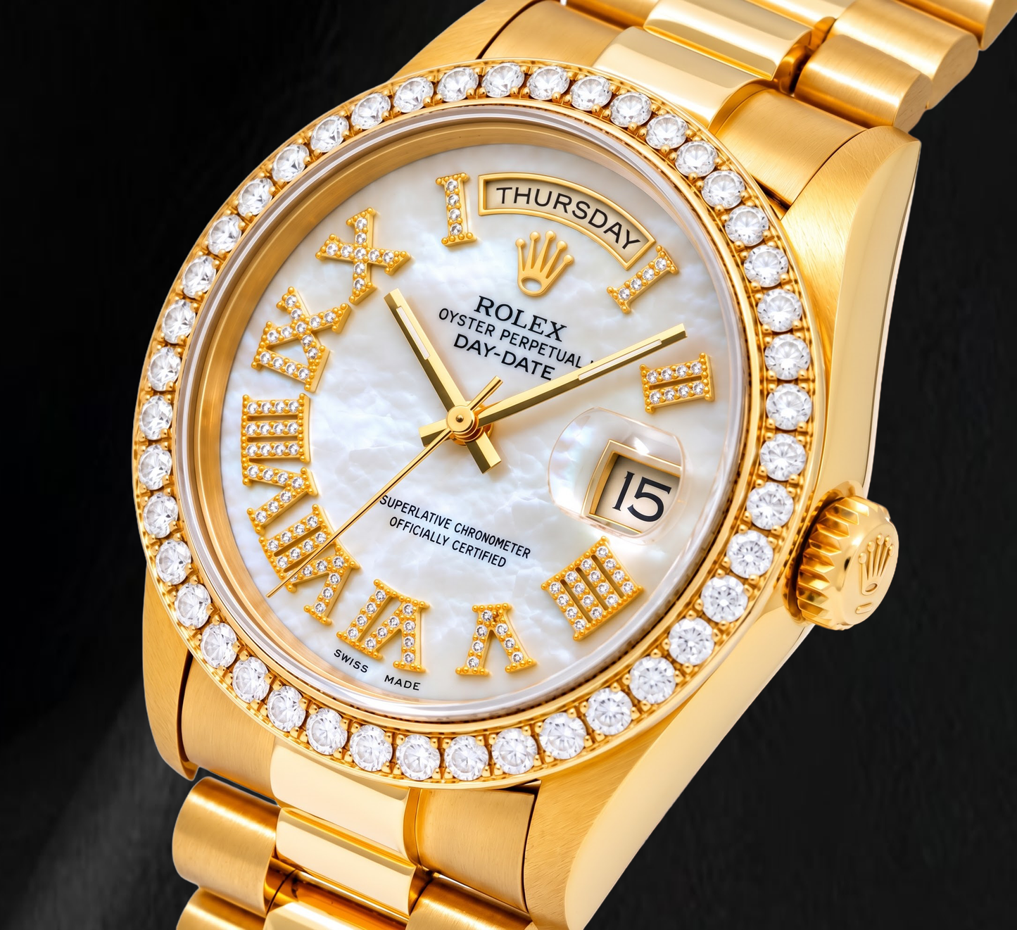 Rolex Day-Date 18238 36 mm Gelbgold Uhr mit Diamantzifferblatt aus weißem Perlmutt und römischen Ziffern