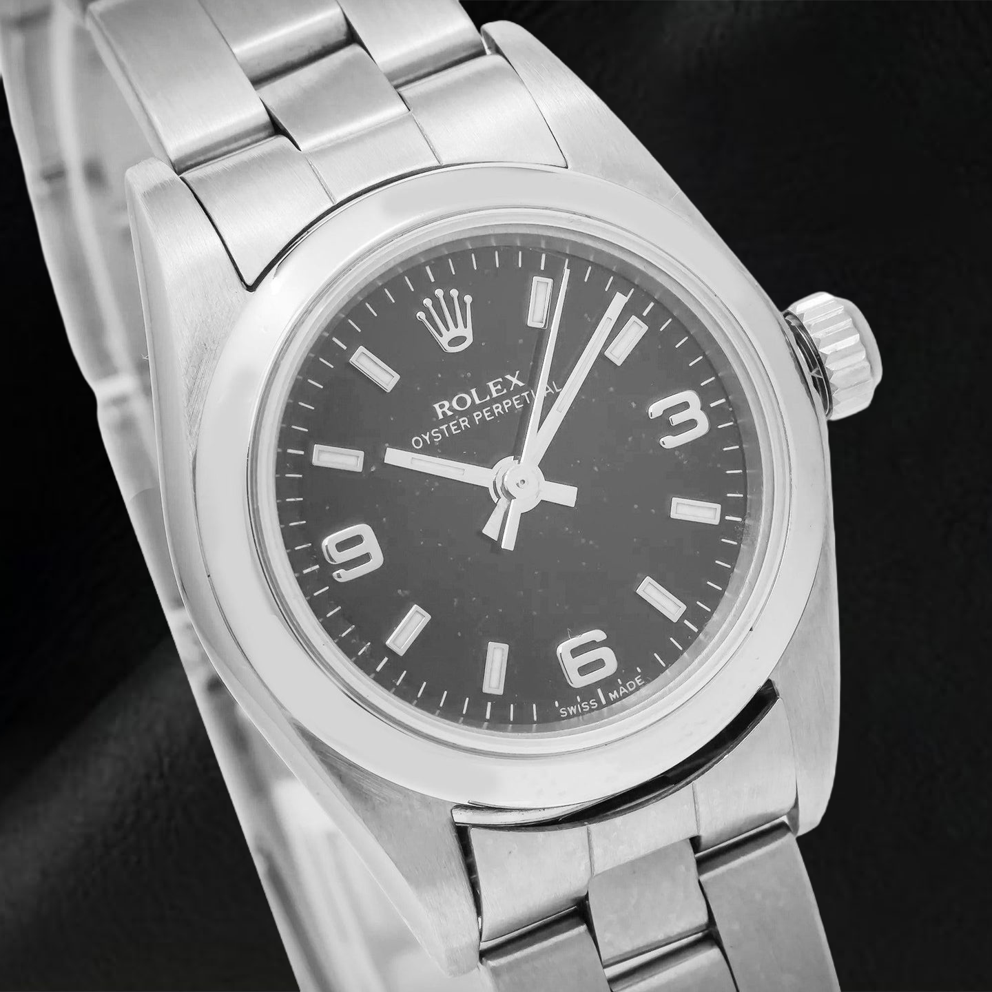 Rolex Oyster Perpetual 76094 26 mm Uhr, schwarzes Zifferblatt mit arabischen Ziffern, Edelstahl, Oyster-Armband
