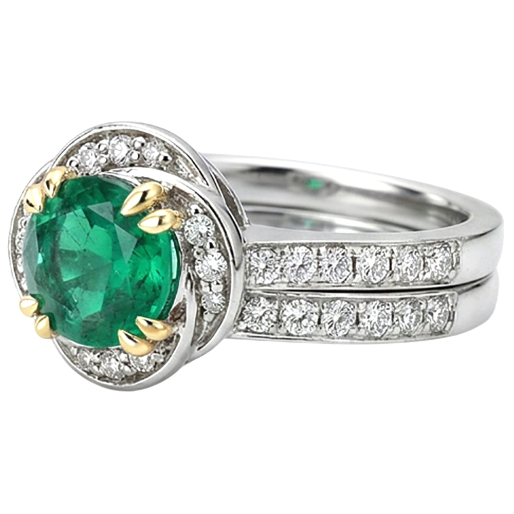 Feiner Edler Smaragd Edelstein-Ring 2,50 Karat – Schrägansicht