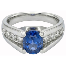 Runder 2,50 Karat Sri Lanka Saphir Aus der Erde Abgebauter Natürlicher Diamant Ring Weißgold 14K
