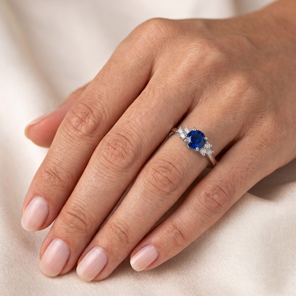 Runder blauer Saphirstein 1,50 Karat Verlobungsring