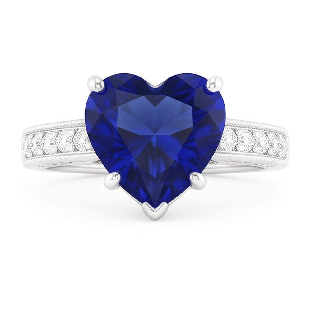 Saphir-Ring im Herzschliff