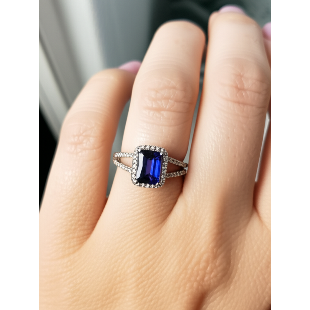 Saphir- und Aus der Erde Abgebauter Natürlicher Diamantring