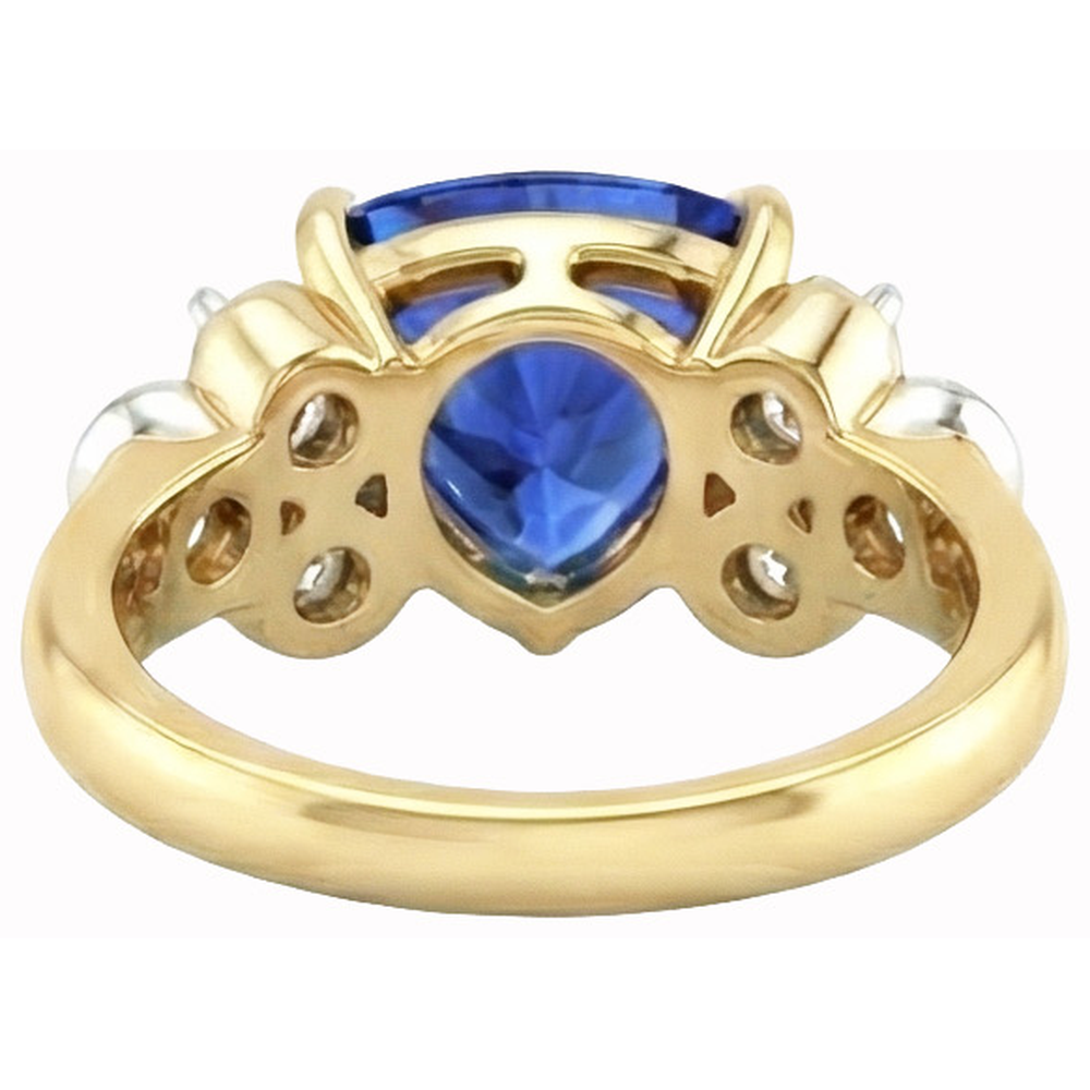 Saphirdiamanten aus Sri Lanka im Trillionenschliff aus Gelbgold 6.11 ct. Ring