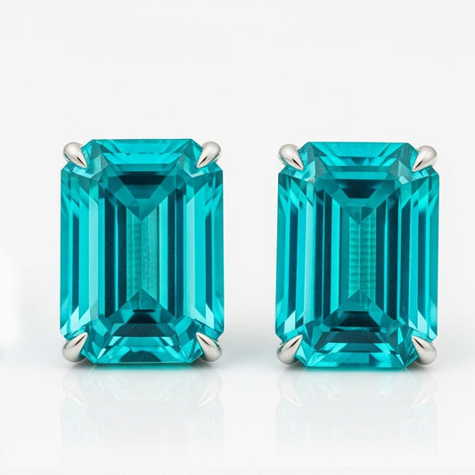 Smaragd-Paraiba-Ohrstecker in Weißgold