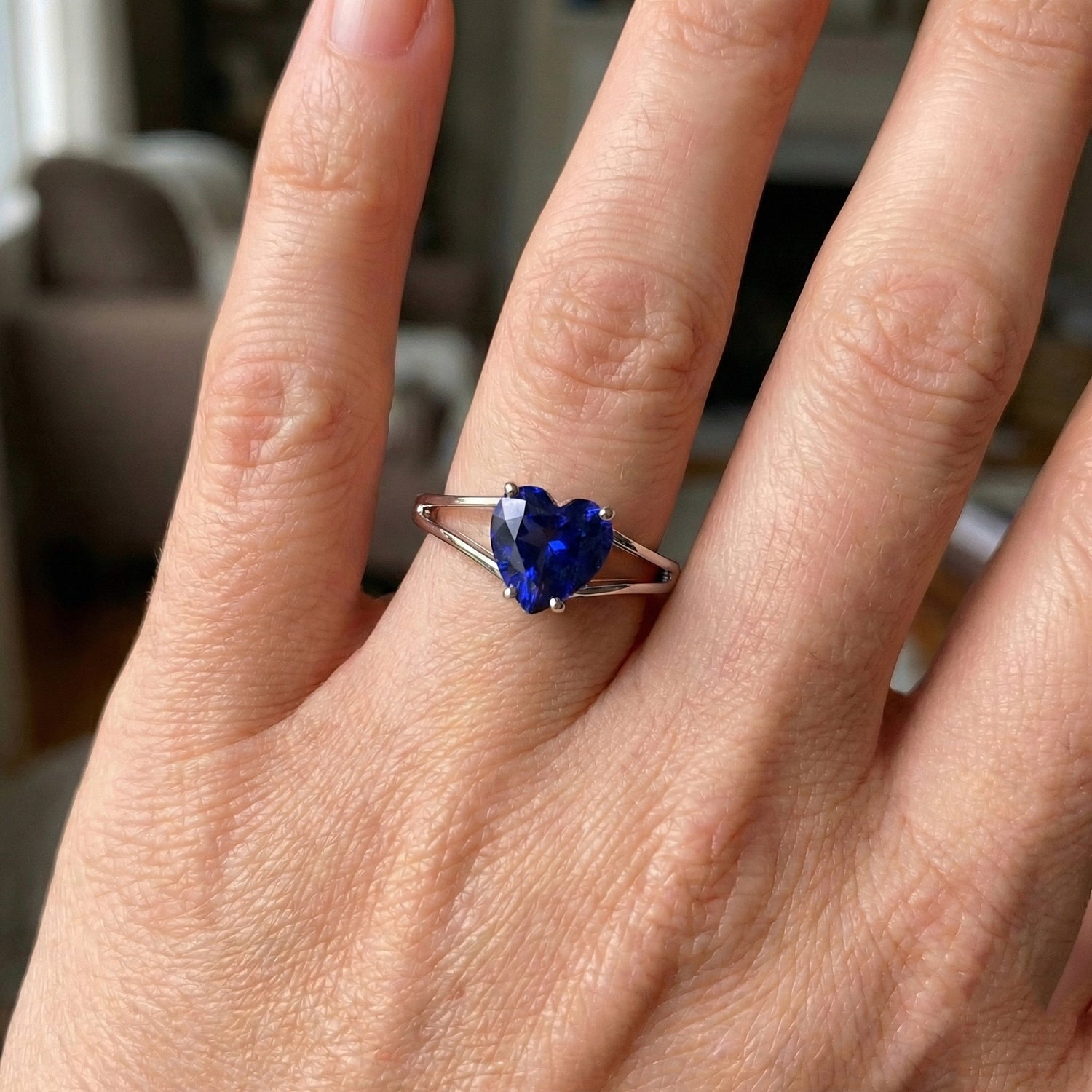 echter heart diamant 2.50Karat ring auf Weiß