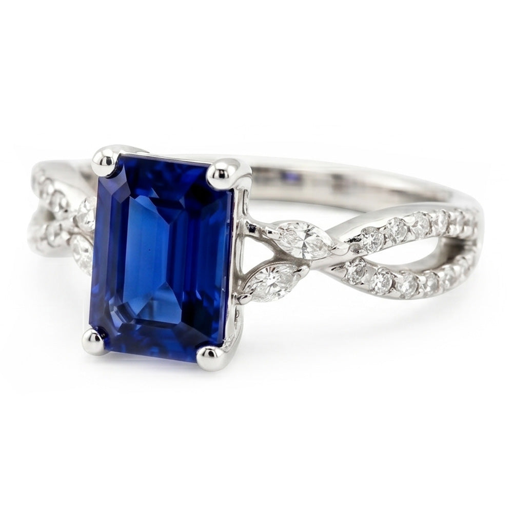 Solitär-Ring mit Marquise-Aus der Erde Abgebauter Natürlicher Diamant-Akzenten & blauem Saphir 4 Karat