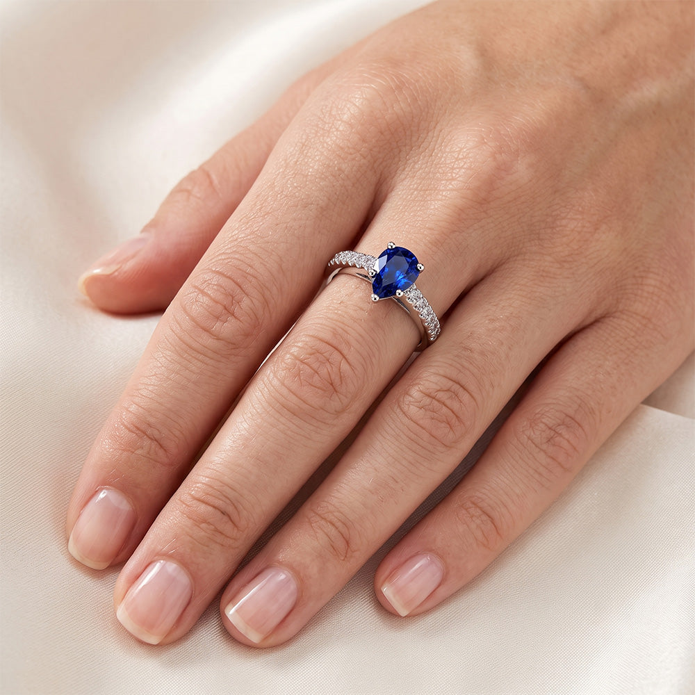 Solitär mit Akzenten Ring Teardrop Style Blauer Saphir 2,50 Karat