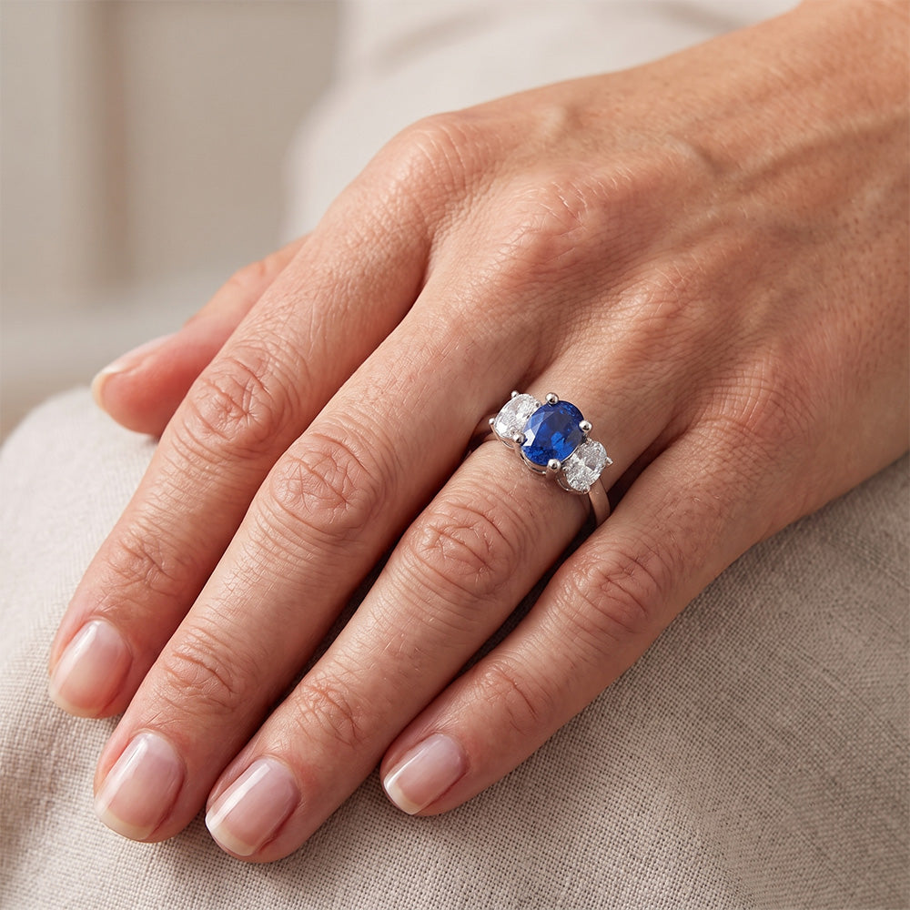Sri Lanka Blauer Saphir & Aus der Erde Abgebauter Natürlicher Diamant Ring 3 Steine 2.60 Karat WG 14K