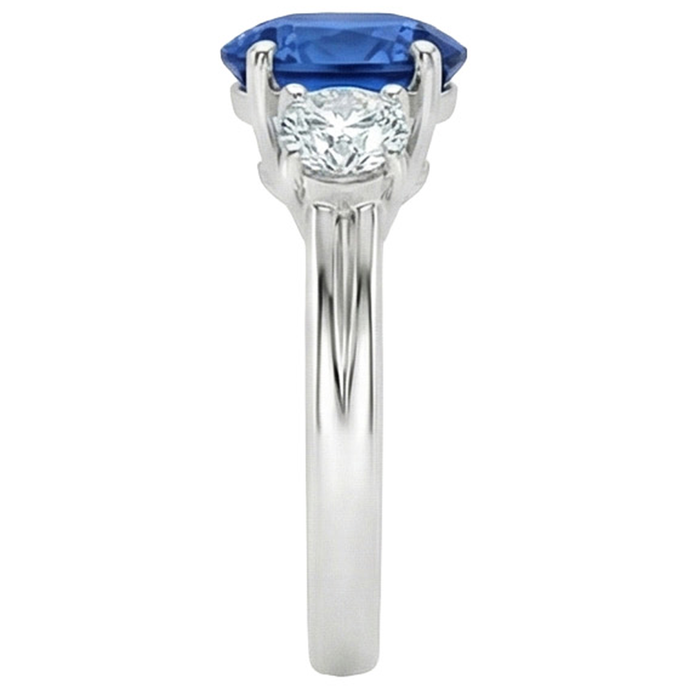 Sri Lanka Saphir mit 3 Steinen und Aus der Erde Abgebauter Natürlicher Diamanten Ring 3 Karat WG 14K