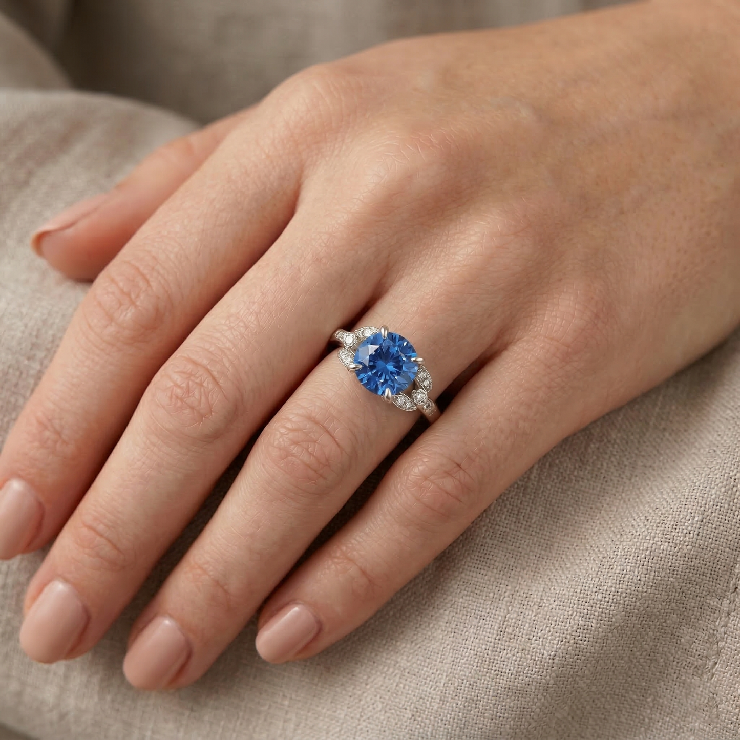 Sri Lankan Saphir und Aus der Erde Abgebauter Natürlicher Diamanten 2.90 Karat Ring Weißgold 14K