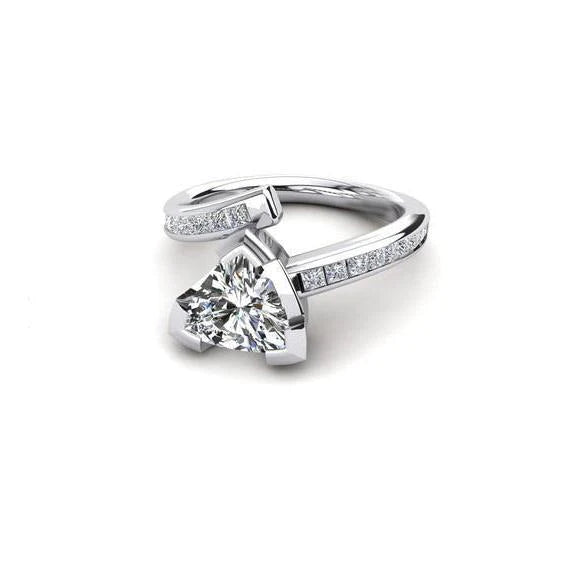 Toi et Moi Verlobungsring mit 2,40 ct Echt Diamanten im Trillion- und Prinzessin-Schliff