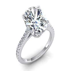 Versteckter Halo-Oval-Diamant-Verlobungsring mit echtem Akzent von 5,50 Karat