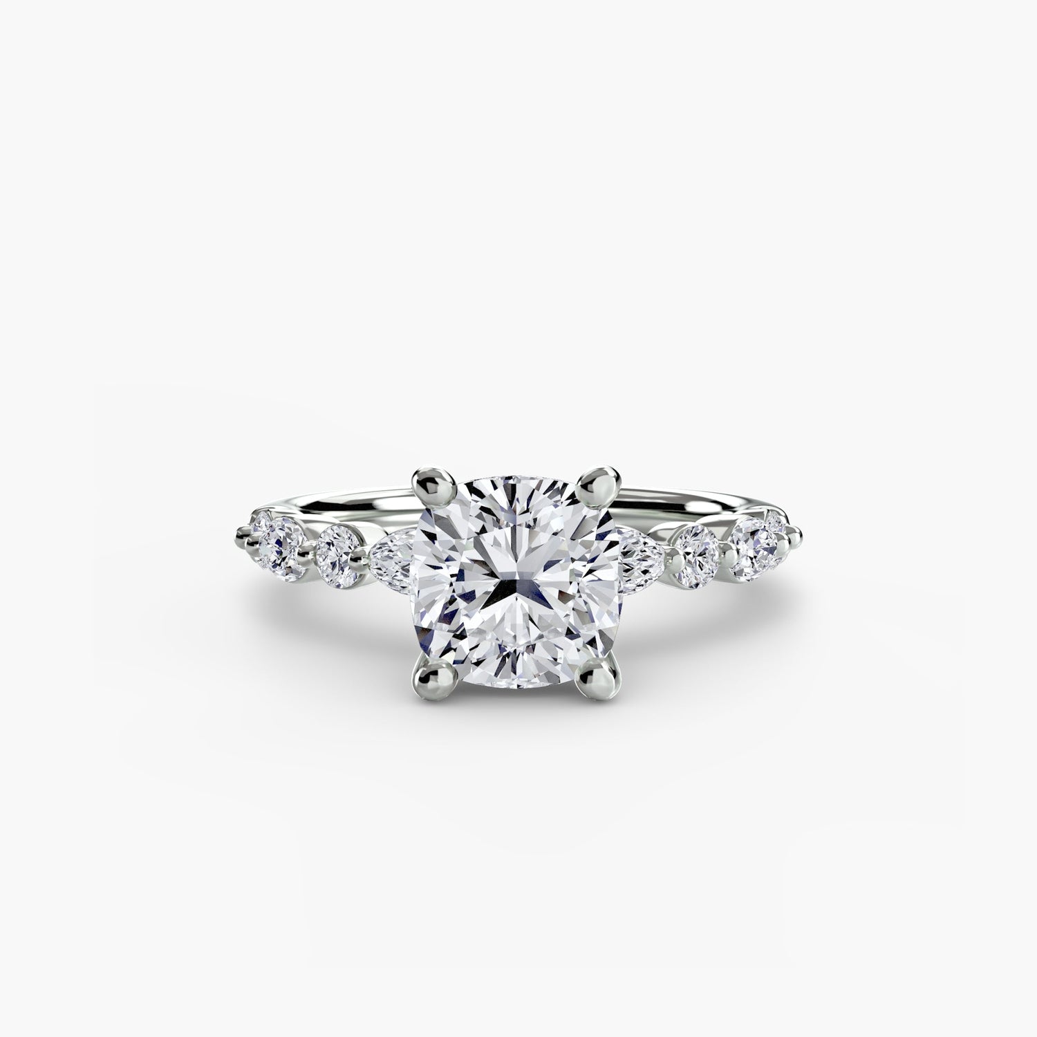 Edler Diamant Brillantschliff Setting in Gold – Schrägansicht