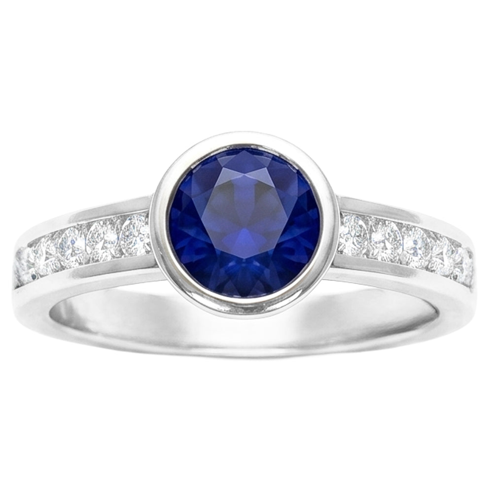 Weißgold Aus der Erde Abgebauter Natürlicher Diamantring 2 Karat Runde Lünette Set Blauer Saphir Edelstein