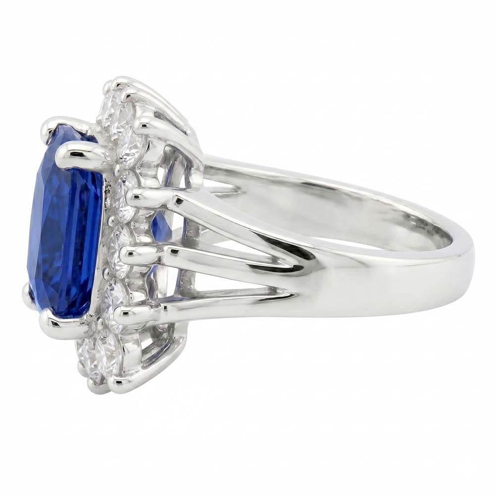 Weißgold Sri Lanka Saphir Kissen Aus der Erde Abgebauter Natürlicher Diamanten Ring 6 Ct