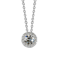 Zeitloser 1,50-Karat Diamant Halo