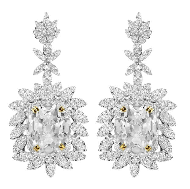 Zweifarbige Echt Diamant-Ohrringe im Blumenstil 12 Karat oval alter Schliff