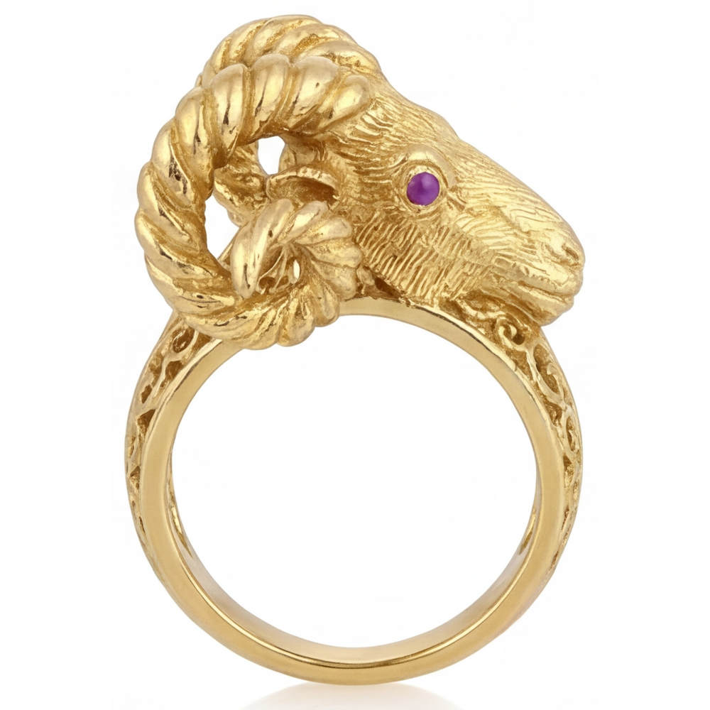 Rund-Brillant Amethyst Ring in 14K Gelbgold – Schrägansicht