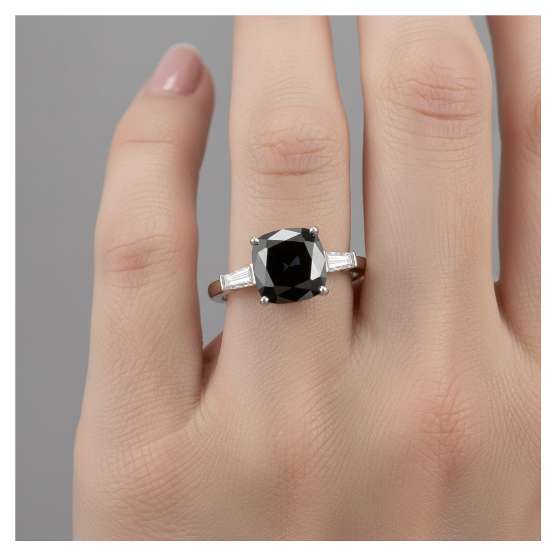 Verlobungsring mit dunklem Diamanten 3,6 Karat Echter schwarzer Kissenschliff Baguette Drei-Stein 14 Karat Weißgold