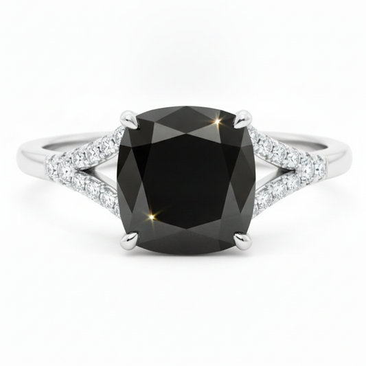 Schwarzer Diamantring 3,2 Karat Echter Kissenschliff Pavé Kathedralfassung 14 Karat Weißgold