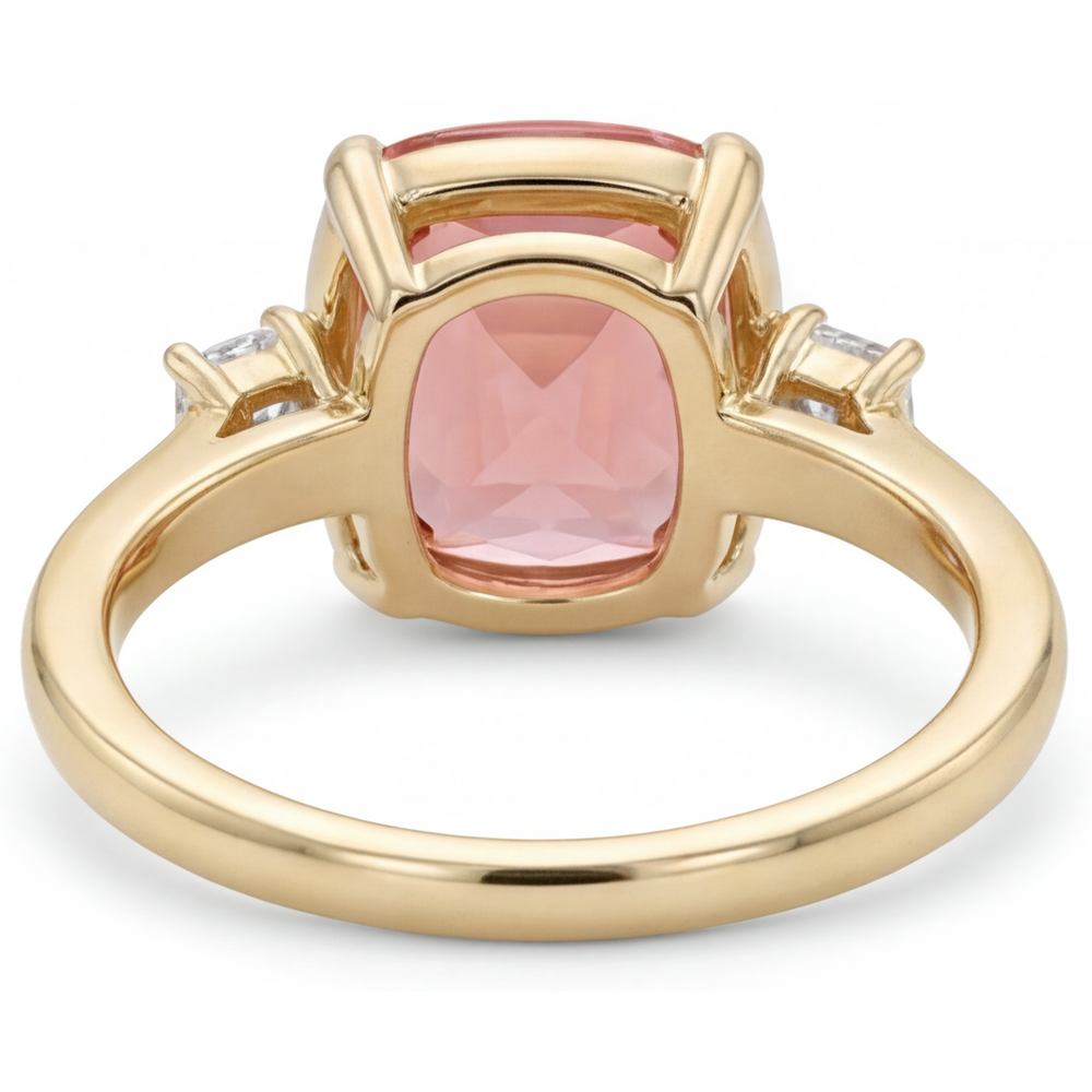 Padparadscha-Saphir- und Diamantring 3,4 Karat Echter Kissenschliff Weiße Baguettes Dreistein 14 Karat Gelbgold