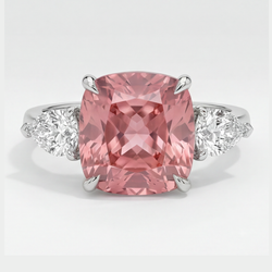 Padparadscha-Saphir-Ring 3,6 Karat Natürlicher Kissenschliff Dreistein Platin