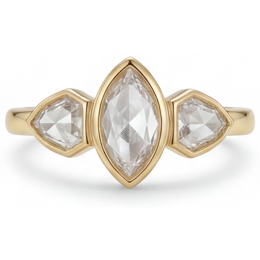 Edler Diamant Marquise Dreisteinring in 14 Karat Gelbgold – Hauptansicht