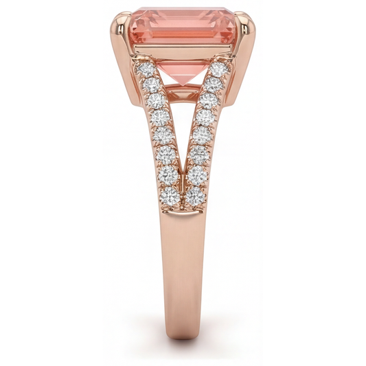 Verlobungsring mit pfirsichfarbenem Saphir, 4,3 Karat, im Labor gezüchteter Padparadscha im Smaragdschliff, Pavé, 14 Karat Roségold