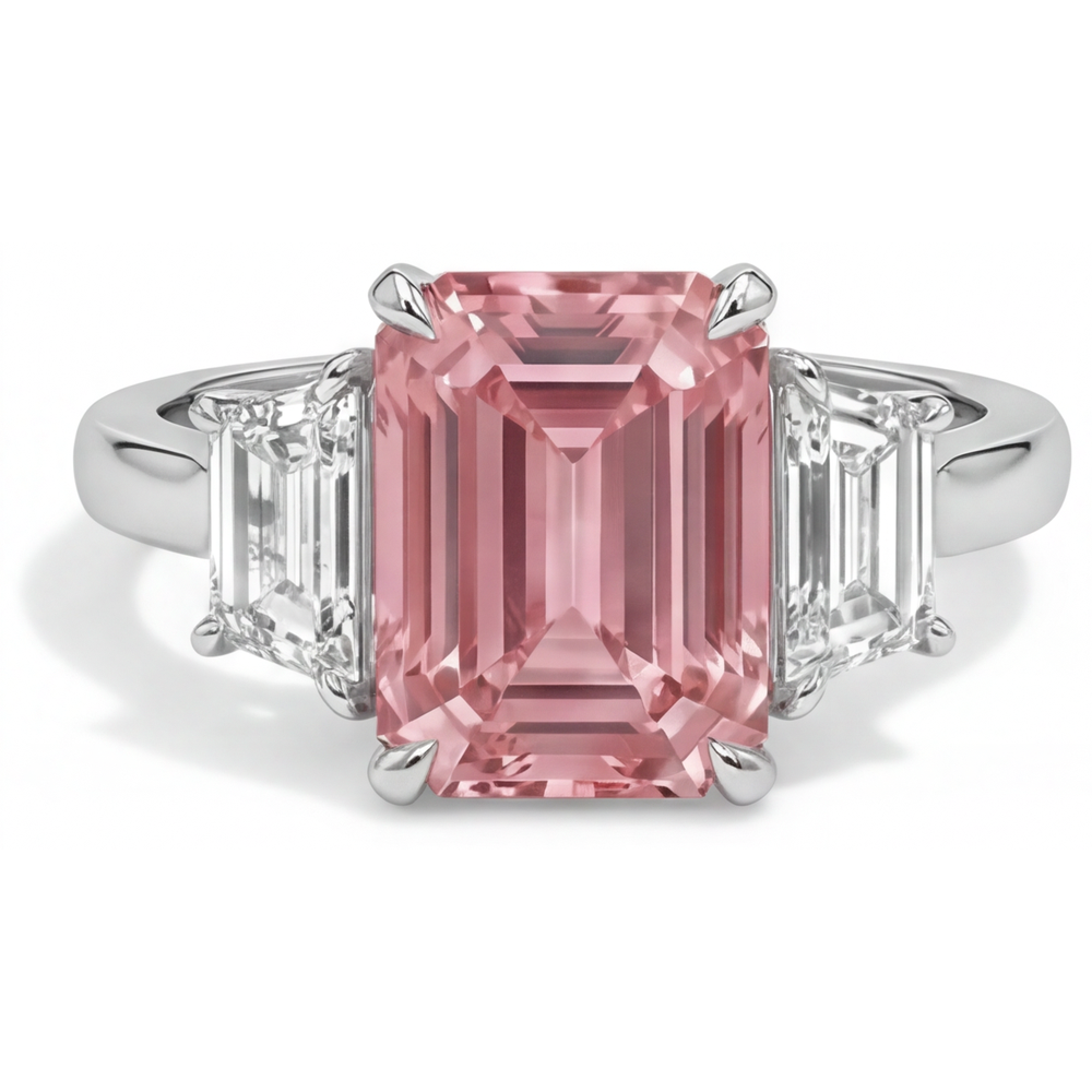 Pfirsich-Saphir-Ring, 4,6 Karat, im Labor gezüchteter Padparadscha im Smaragdschliff und weiße trapezförmige Steine, Dreistein-Kathedralring, 14 Karat Gold