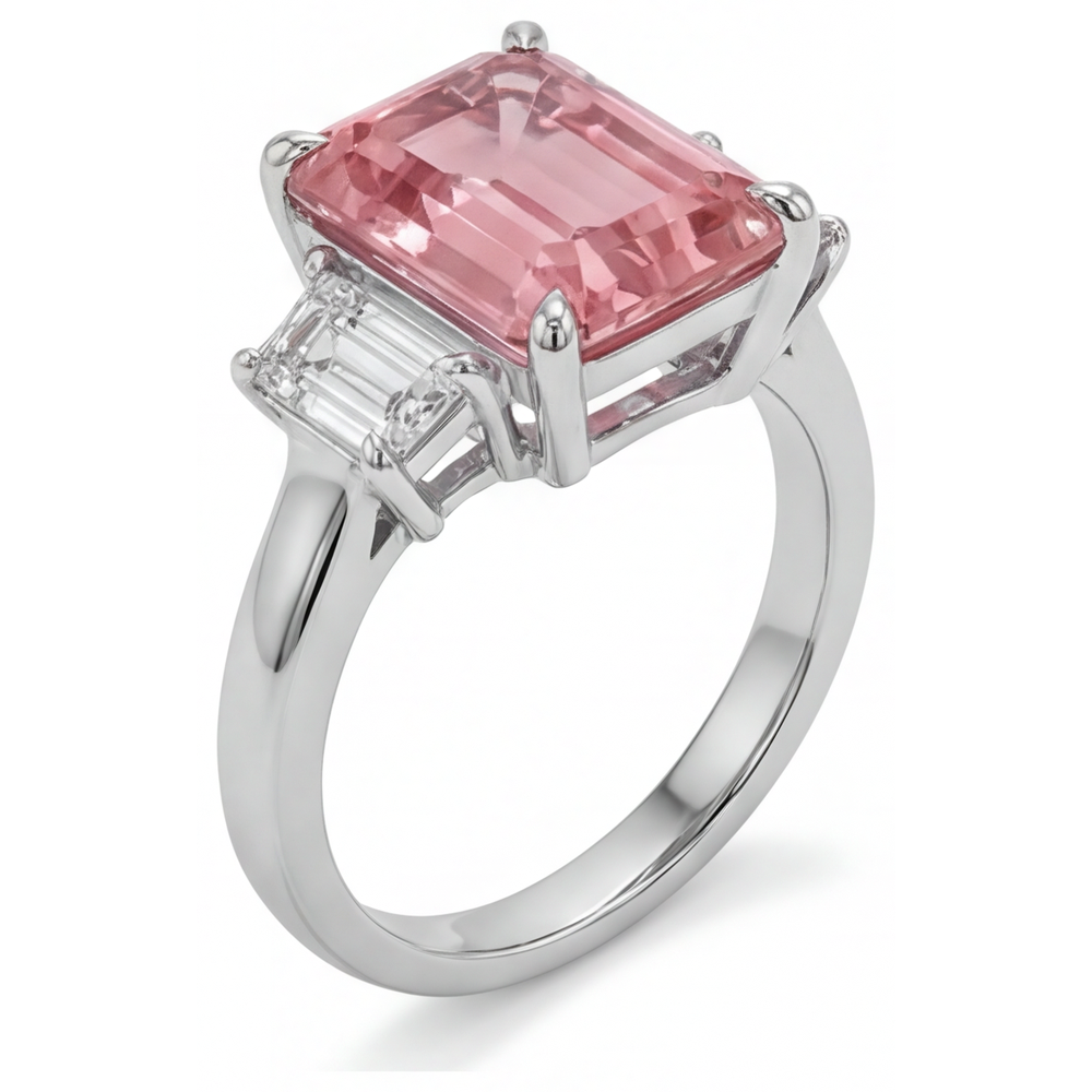 Padparadscha-Ring, 2,9 Karat echter Saphir im Smaragdschliff und weiße Baguettes, Dreistein-Ring, schlichtes 14 Karat Gold