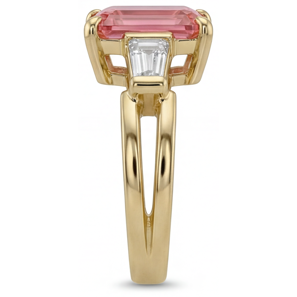 Pfirsich-Saphir-Ring, 2,9 Karat, echter Padparadscha im Smaragdschliff und weiße Baguettes, Dreistein-Ring, 14 Karat Gelbgold