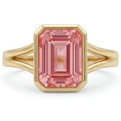 Ring aus 14 Karat Gelbgold mit natürlichem Padparadscha-Pfirsichsaphir im Smaragdschliff, 3 Karat, Lünette und geteilter Ringschiene