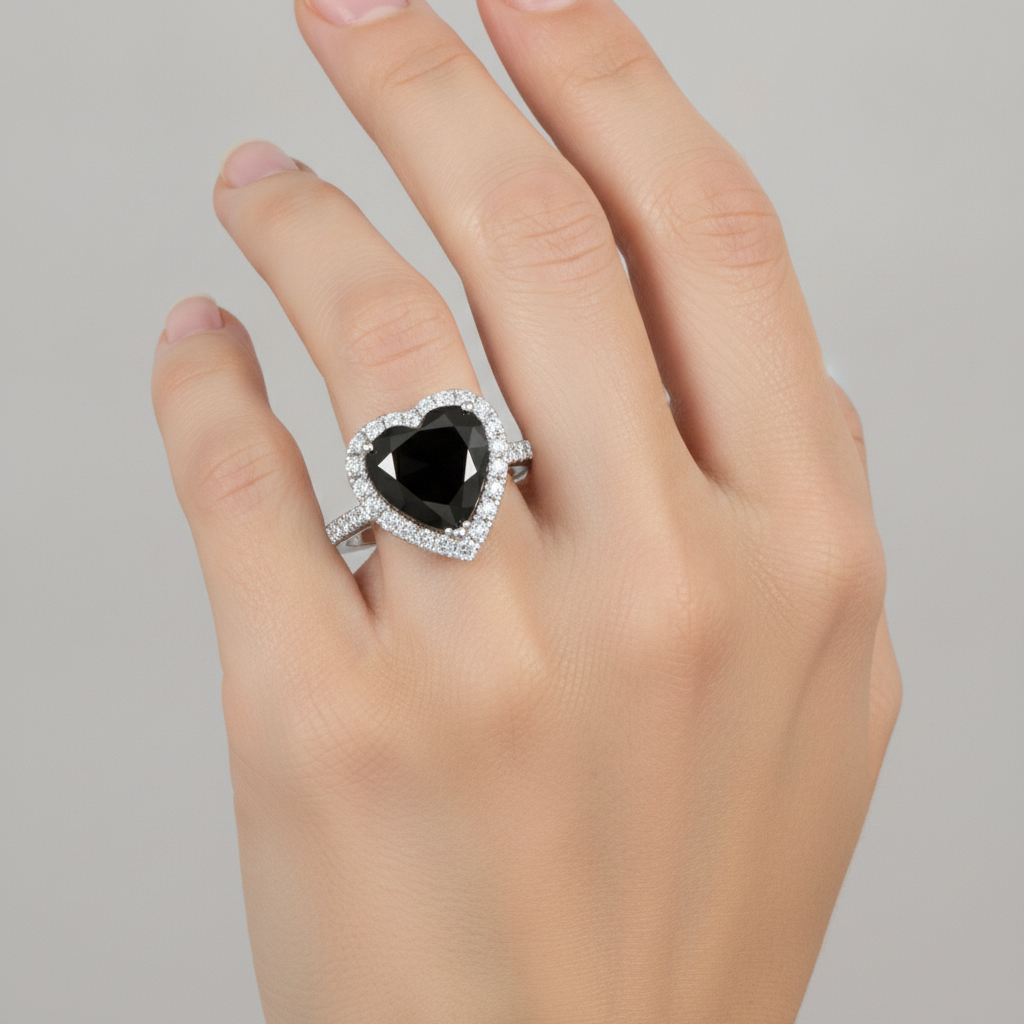 Verlobungsring mit schwarzem Diamanten 6 Karat natürlicher Herz-Halo 14 Karat Weißgold