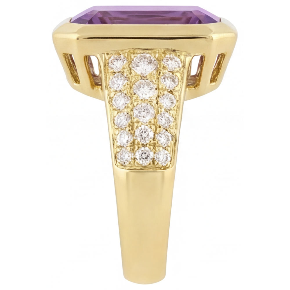 Lila Amethyst Schmuckstein-Ring 7-Karat 14 Karat Gelbgold – Schrägansicht