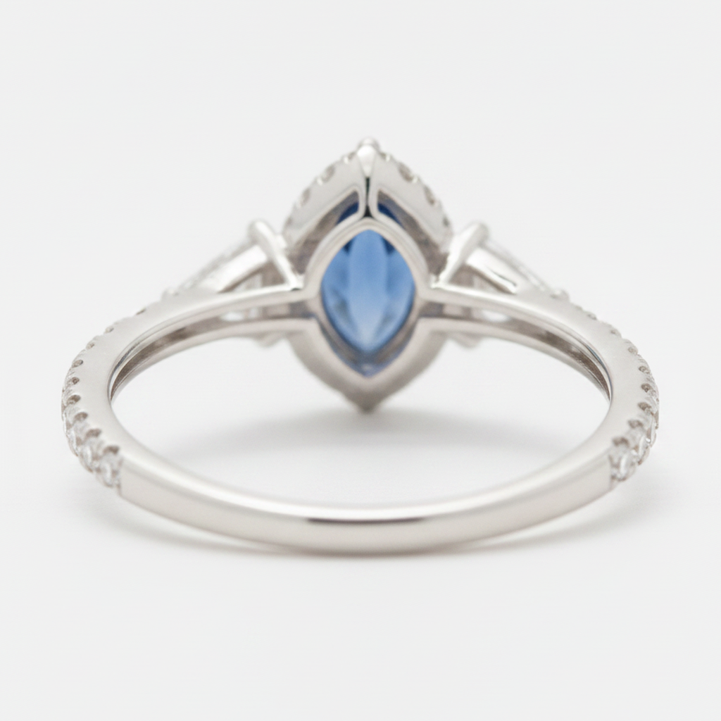 Saphir-Verlobungsring 3 Karat Echter Blauer Marquise Halo Drei-Stein Platin