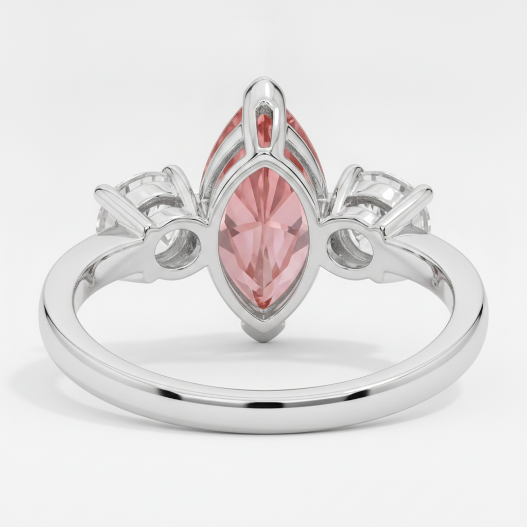 Padparadscha-Saphir-Ring 3,1 Karat Echter Marquise-Schliff Dreistein Platin