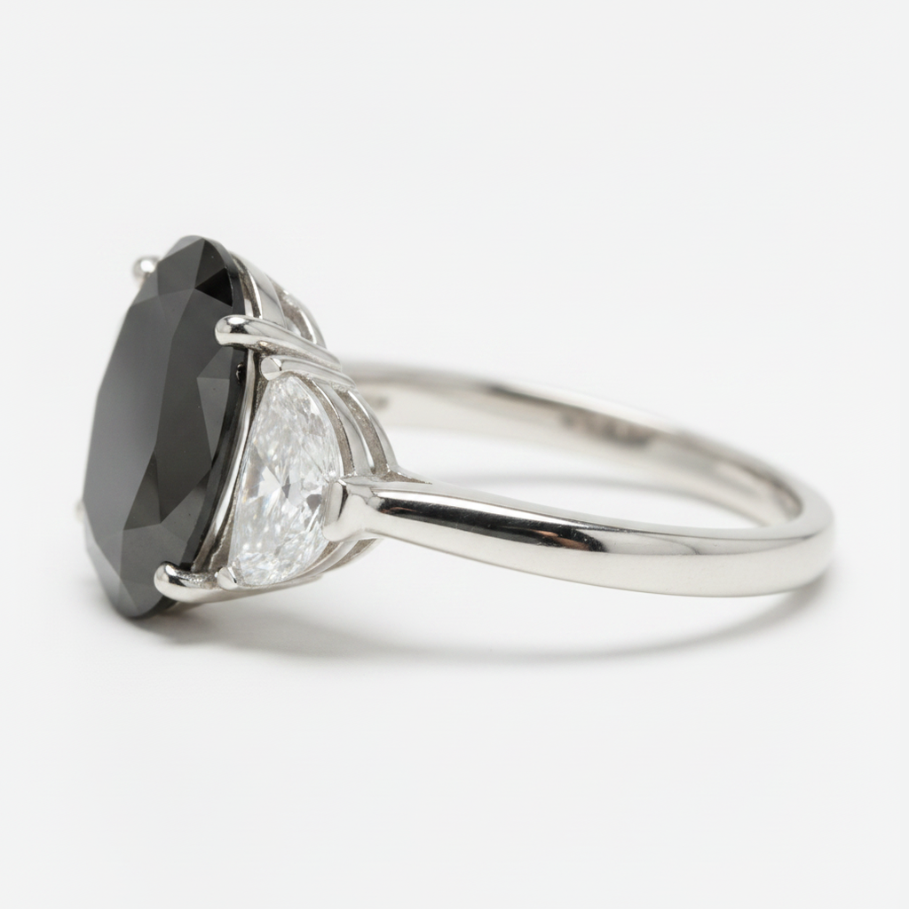 Ehering mit echtem schwarzem Diamanten 4,6 Karat Oval Halbmond Dreistein 14 Karat Weißgold