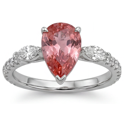Echter Padparadscha-Pfirsich-Saphir Dreisteinring im Tropfenschliff, 2,9 Karat, 14 Karat Weißgold