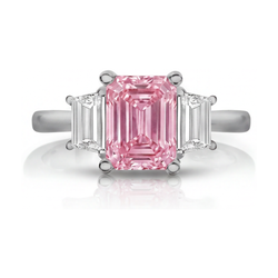 Verlobungsring mit rosa Diamant im Smaragdschliff, 4 Karat