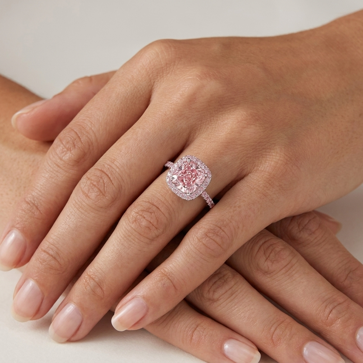 Rosa Diamantring 3,2 Karat Kissenschliff