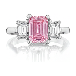 Rosa Diamantring 3,4 Karat Smaragdschliff