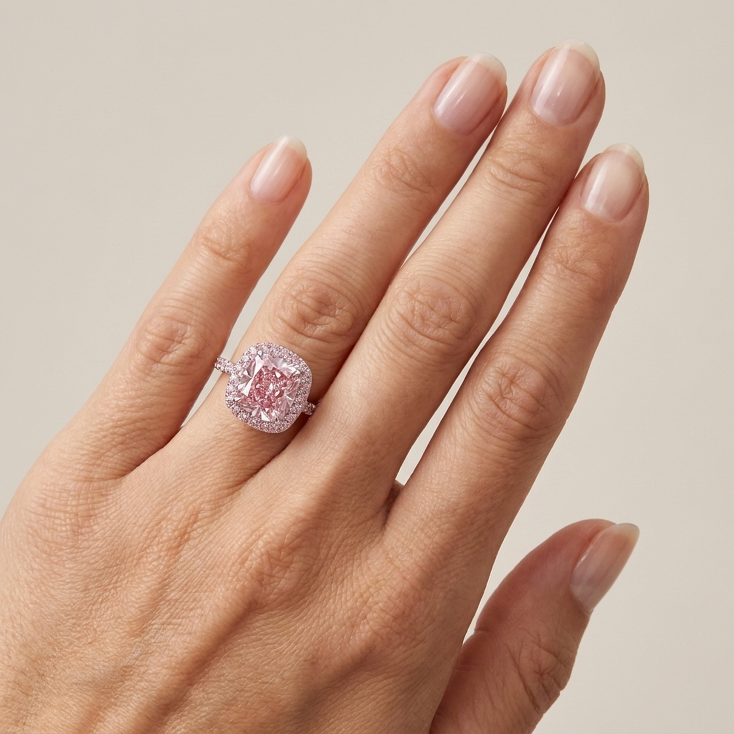 Rosa Diamantring im Kissenschliff, 3,8 Karat