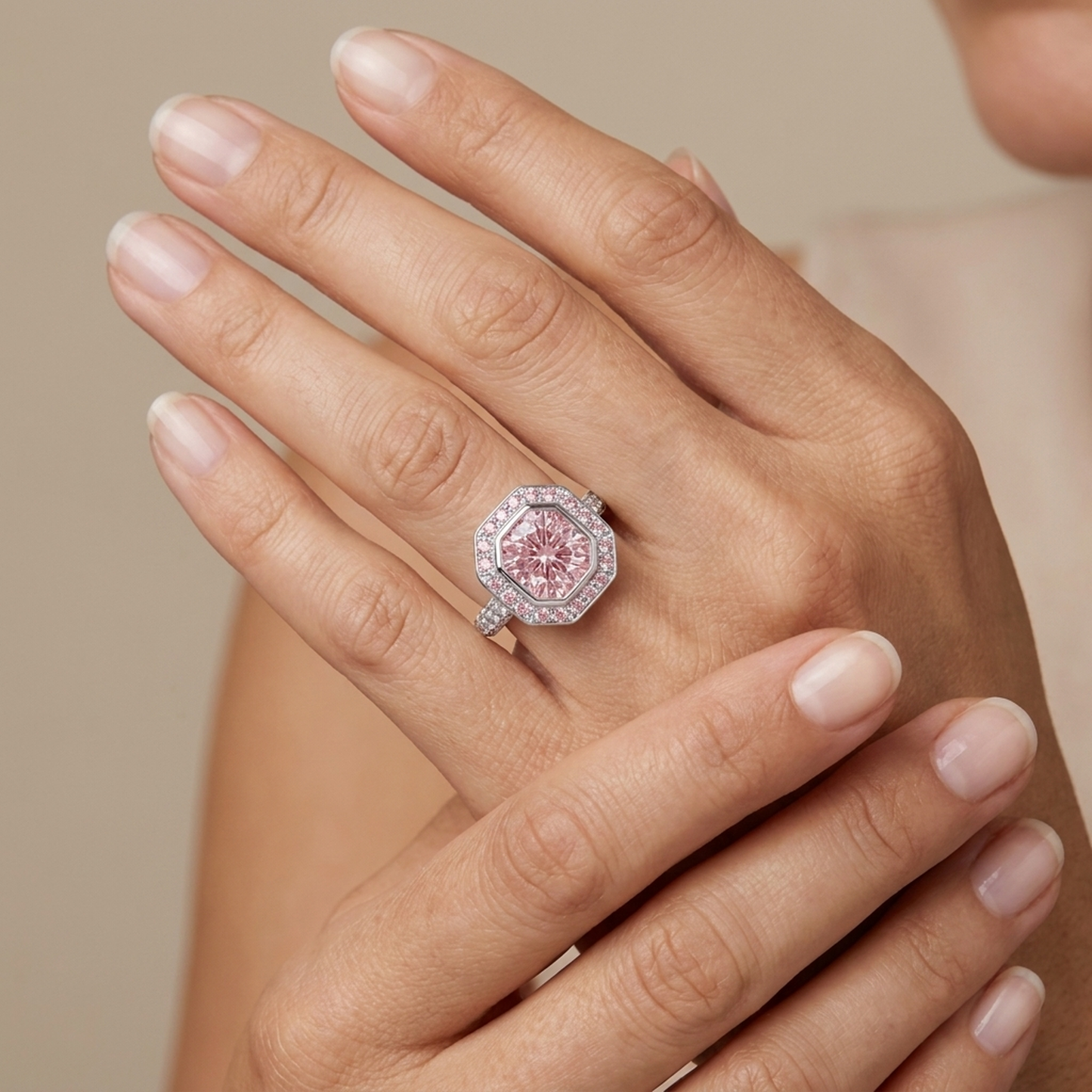 Rosa Diamantring 3,9 Karat rund