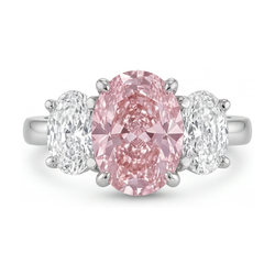 Rosa Diamantring 4,2 Karat Oval