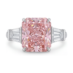Rosa Diamantring 4,7 Karat Radiant-Schliff