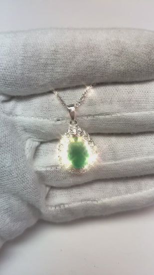 Grüne Smaragd-Halskette mit Diamanten