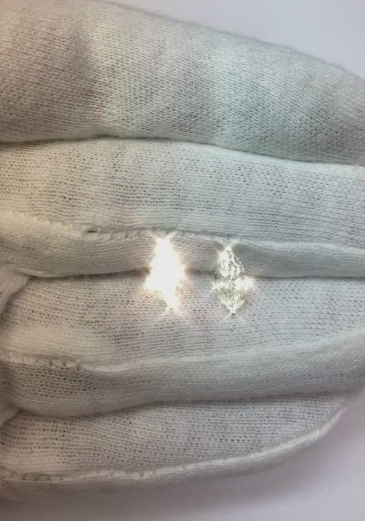 2 Karat Marquise-Schliff Diamant-Ohrstecker aus massivem Weißgold