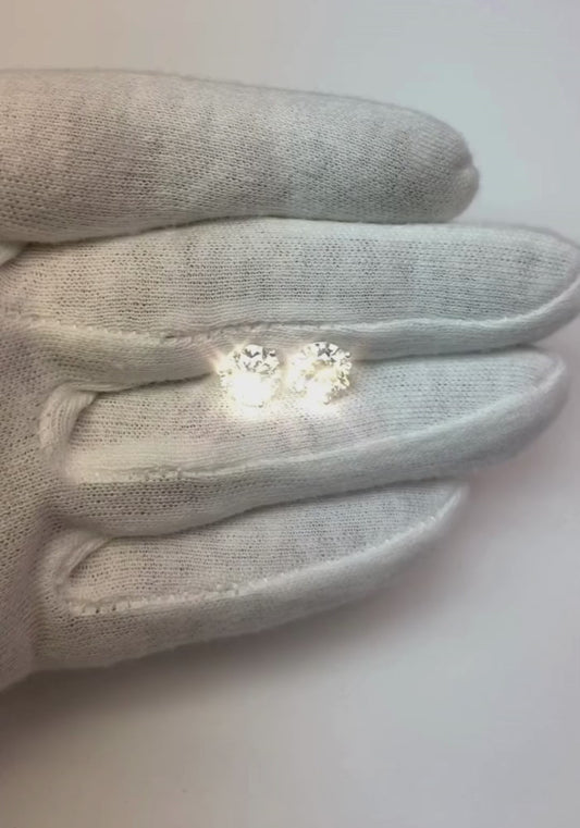 Funkelnder großer Solitär-Diamant-Ohrstecker im Rundschliff 5 ct. Gold 14K